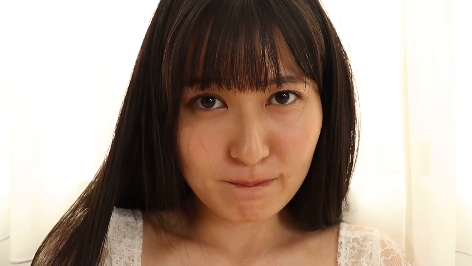 胸圧エモーション 未梨一花