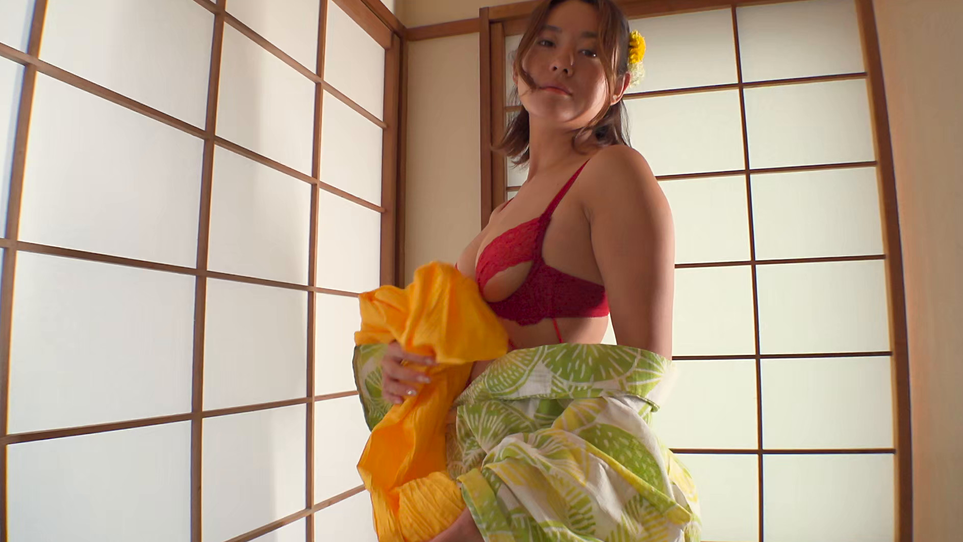 海が好きだけどあなたも好き 白波瀬海来